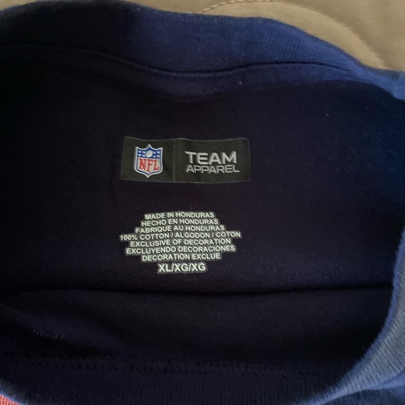 Bears Authentic NFL T shirt - Picture 2 of 3